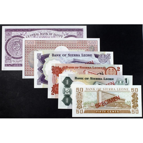 858 - World, Africa (6) comprising Sierra Leone (4), a set of Franklin Mint collectors SPECIMEN notes with... 