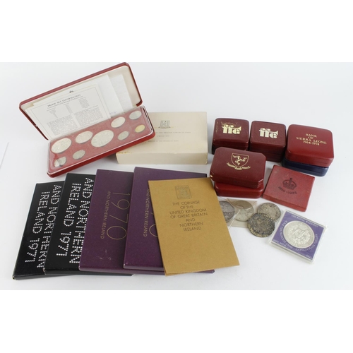 1059 - GB & World coins, cased commemoratives, and proof sets, including silver.