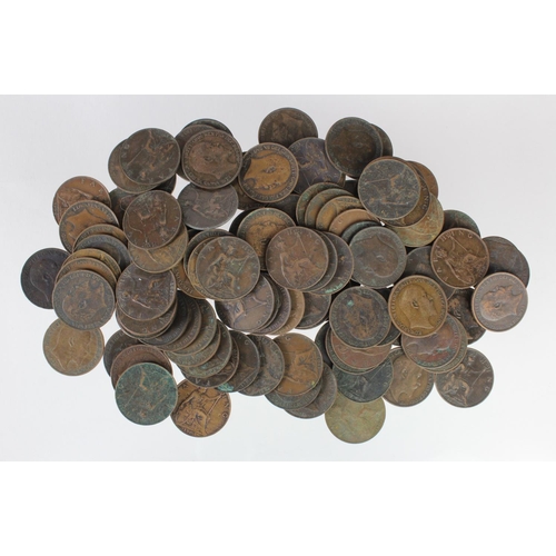 1129 - GB Farthings (107) Edward VII, mixed grade.