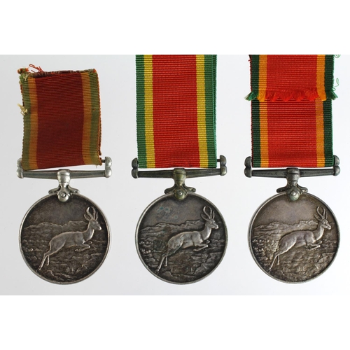 1686 - Africa General Service Medals WW2 (silver) named (NRV C.C. Sutherland) (313768 D.F. Burrows) and (27... 