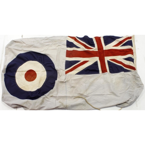 2586 - RAF station flag Manston, cloth material has faded, A/M 1940 stamped