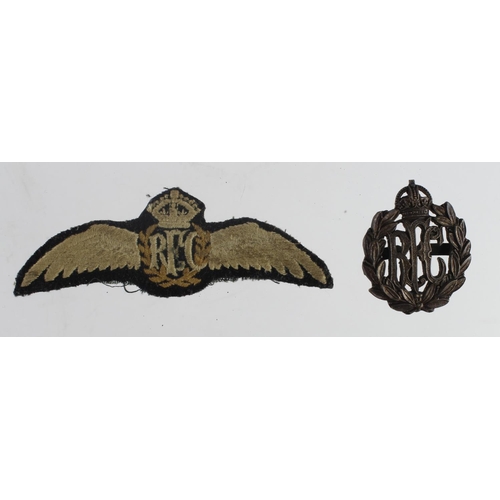 2596 - RFC set of pilots wings with RFC hat badge.