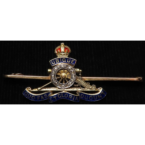 2612 - Royal Artillery sweetheart brooch in 15ct gold with diamonds/clear stones.