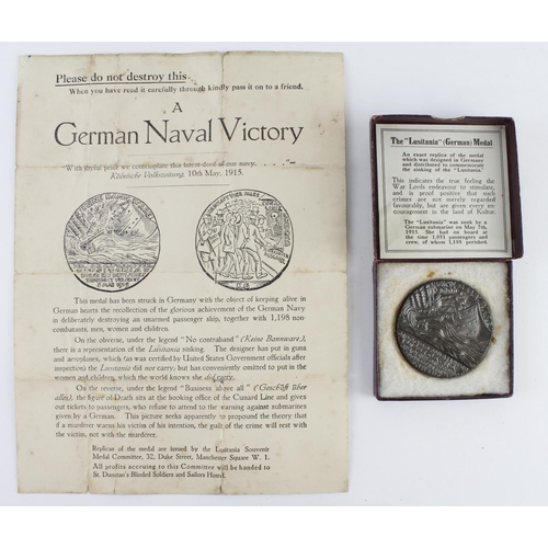 2720 - WW1 Lusitania Commemorative medal a copy of the German medal to commemorate the sinking of the ship ... 