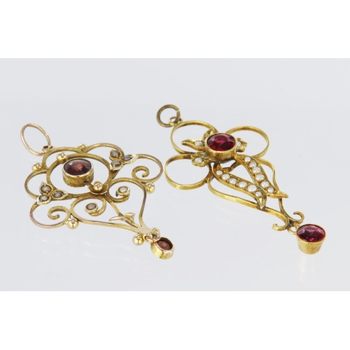 147 - Two pendants, one 9ct yellow gold wirework garnet and seed pearl, length approx. 5cm, weight 2.5g. Y... 