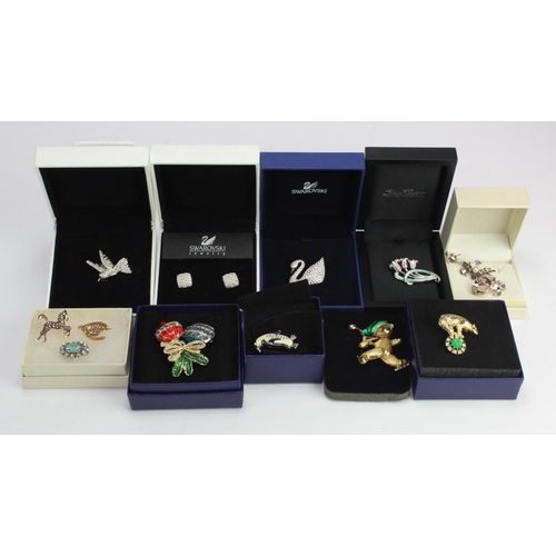 167 - Selection of mixed jewellery, to include Swarovski items , 9ct brooch etc.