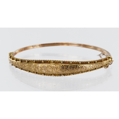 171 - 9ct bangle with safety chain, 5.8g