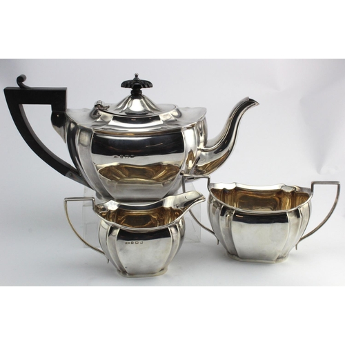 550 - Silver three piece tea set, comprising teapot, milk jug & sugar bowl, hallmarked 'I.S.G., Birmingham... 