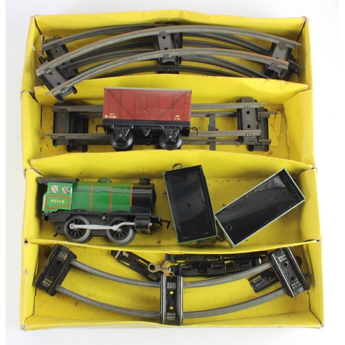 101 - Hornby O gauge no. 30 Goods set, contained in original box (sold as seen)