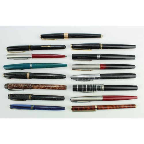 212 - Pens. A group of approximately twelve fountain & ballpoint pens, including Parker, Montblanc, etc. (... 