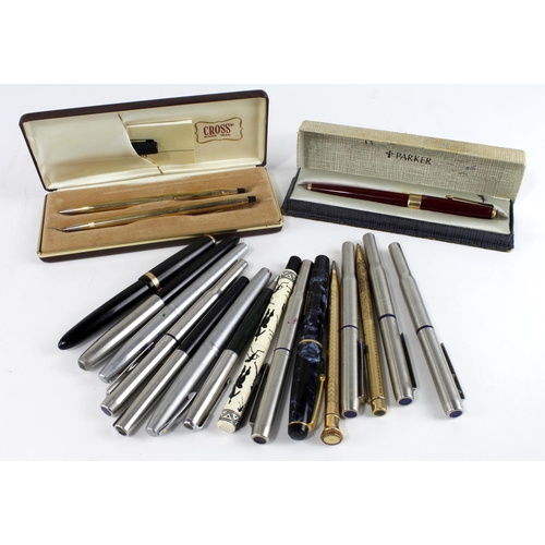 215 - Pens. A group of eighteen fountain pens, ballpoint pens, pencils etc., mostly Parker, other makers i... 