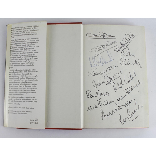 346 - Football autographs - book Hunter Davies 'The Glory Game' (1972) Tottenham Hotspur interest, with 21... 