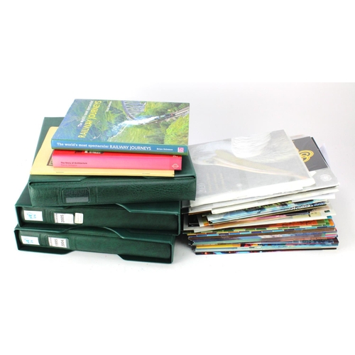 1023 - United Nations booklets (approx 50) in 2x Lindner Albums from New York, Geneva and Vienna. A small n... 