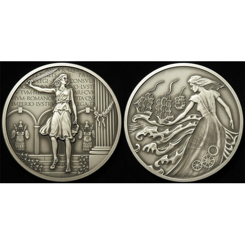 1299 - British Commemorative Medal, hallmarked silver d.80mm, 250g .999: Royal Mint: Britannia Masterpiece,... 