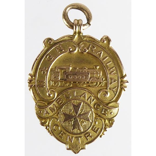 1370 - Railway related - Midland & Great Northern Railway Ambulance Centre heavy 9ct. Gold medal. Weight 11... 