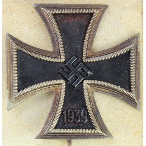 1598 - German 1st class Iron Cross in fitted case (3x piece, magnetic Iron core)