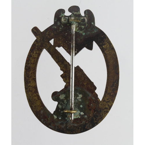 1618 - German Army Flak badge in bronze, minor verdigris