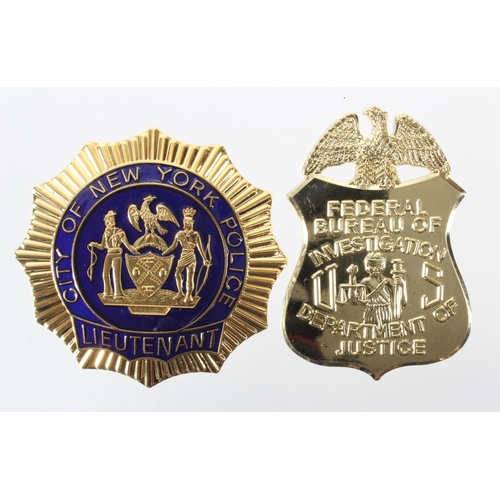 2159 - Police 2x US Police badges FBI and City of New York Police Lieutenant