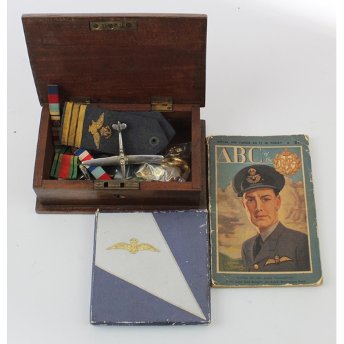 2199 - RAF WW2 wooden trinket box with Kings crown badge to the lid contains various RAF badge etc. With un... 