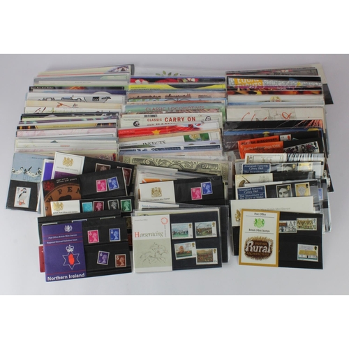 861 - GB - crate of Presentation Packs (approx 135) from 1966 to c2000