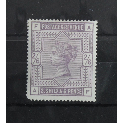 900 - GB - QV 1883/4 2/6d white paper lilac SG178, MM, one short perf, cat £600