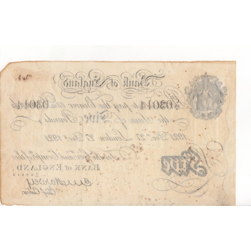 97 - Harvey 5 Pounds dated 27th December 1921, serial C/48 03014, London issue (B209a, Pick312a) inked nu... 