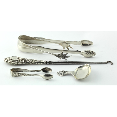 791 - Mixed lot of silver includes three pairs of sugar tongs (Georgian Edinburgh 1813, Chester 1911 and L... 