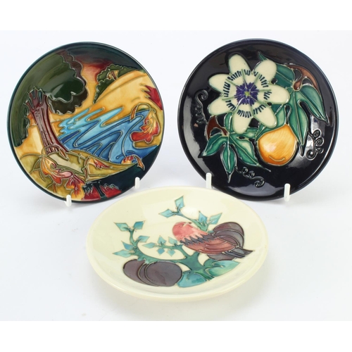 969 - Moorcroft. Three coasters/pin trays, 1st quality. Approx. 12cm in diameter.