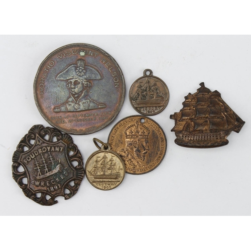 1020 - Victory and Foudroyant salvaged copper medals, badges etc (6)