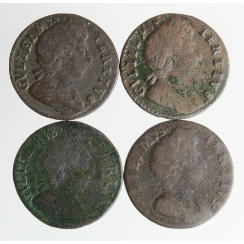 126 - Farthings (4) William III varieties: 1698 date in legend, S.3558, Peck 679, rare, VG, dent rev.; 169... 