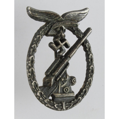 1322 - German Nazi Flak Badge.