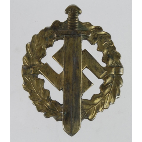 1360 - German Nazi SA Sports badge in gold