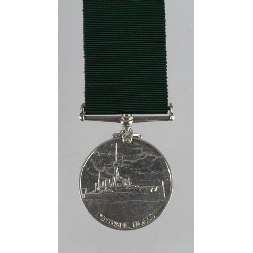 1657 - Royal Naval Reserve Long Service Medal EDVII named (81057 J W Morgan, Sea'n 1CL RNR).