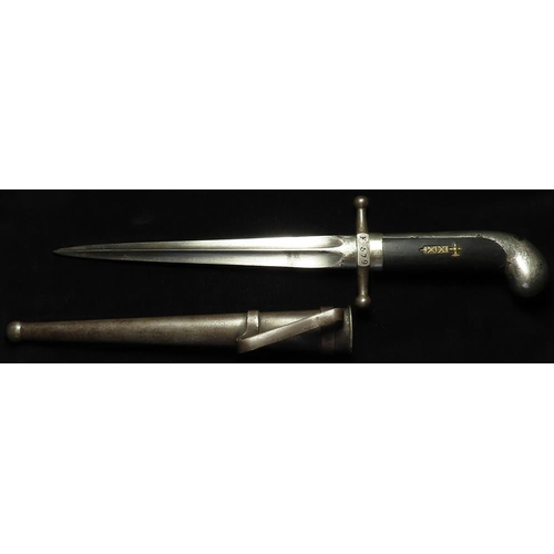 1935 - Italian Paratroopers M1925 MVSN dress dagger. Crossguard stamped 'F 579'. With scabbard. Rare
