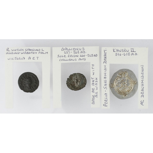 440 - Ancient Coins (3): 2x billon antoniniani of Gallienus; Victory standing l. type VF, and Sol with glo... 