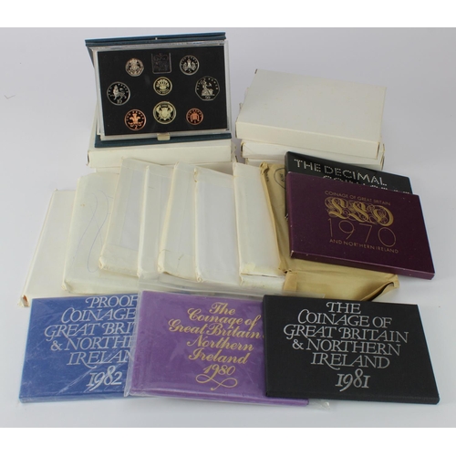 775 - GB Proof Sets (19) standard, 1970 to 1990 various.