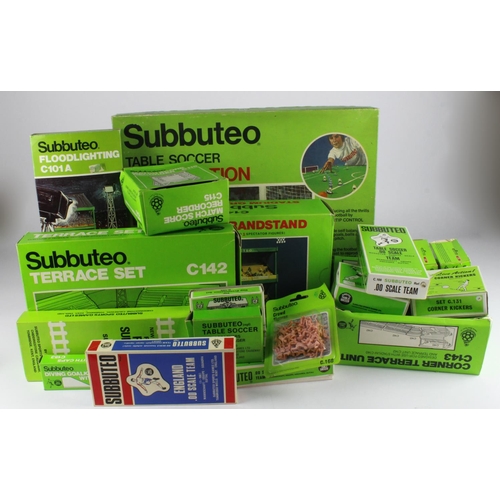 108 - Subbuteo. A collection of boxed Subbuteo football teams and accessories, five boxed teams include Le... 