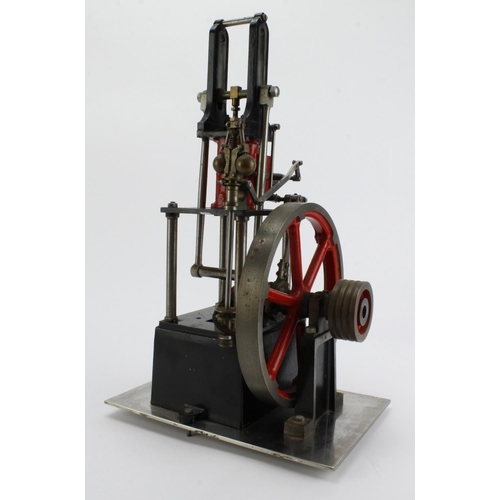 116 - Vertical live steam stationary engine possibly by Stuart, total height 37.5cm, width 18cm, depth 23c... 