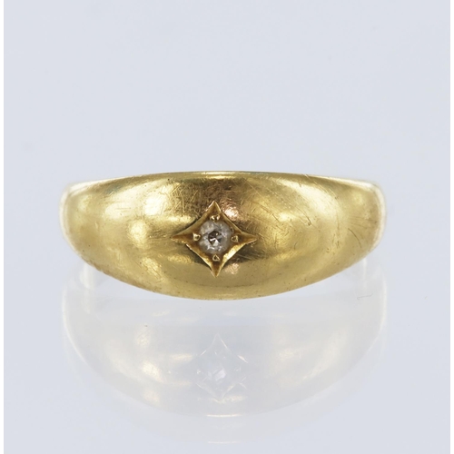 60 - 18ct yellow gold gypsy ring set with one single cut diamond weight approx 0.03ct, four pointed star ... 