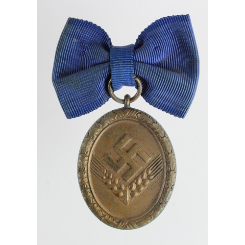 201 - German Nazi RAD 4 Year Long Service Medal, bronze, 4th Class (for Women)