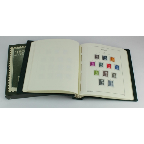 1092 - Spain 1950 - 1990 almost complete UM colln in printed albums, includes m/sheets etc. GC throughout. ... 