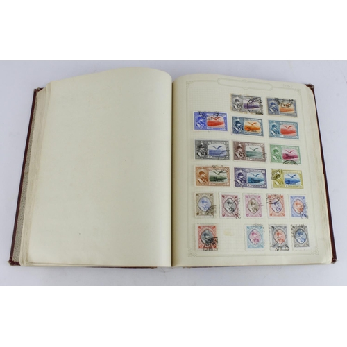 1100 - World collection on leaves in binder, old time selection with much material. (Qty)