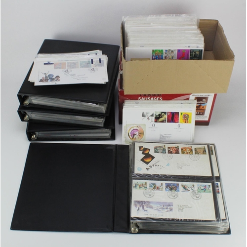 1120 - Large heavy box of GB Covers in albums and smaller boxes, better pmks to 2003. (Qty) Buyer collects