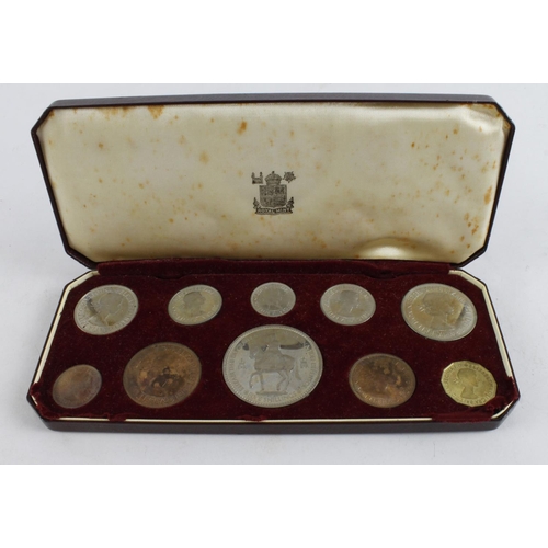 140 - Proof Set 1953 (10 coins) Crown to Farthing, GEF, some toning/handling, with original case a little ... 