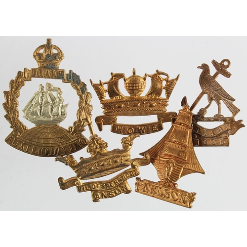 2036 - Badge: ROYAL NAVAL DIVISION WW1 cap badges - DRAKE Battalion (KK1161) - NELSON Battalion (KK1163) - ... 