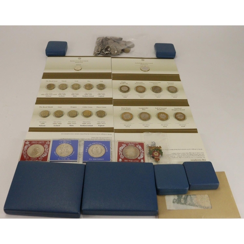 581 - GB Royal Mint (8) various cased items and sets, mostly silver proof £1 coins including two four-coin... 