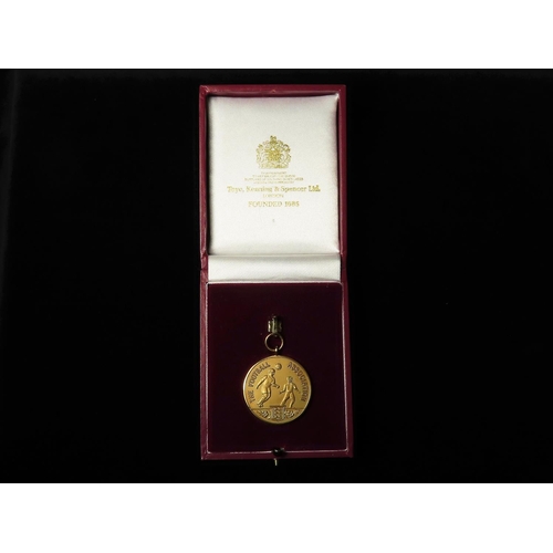 774 - Manchester United F.A.Cup Runners Up Medal 1975/76 Season. Awarded to Man U Manager Tommy Docherty, ... 