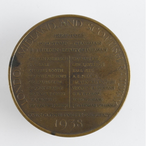 792 - Railway - London, Birmingham Railway Centenary 1938 bronze medallion, has a couple of dirty marks to... 