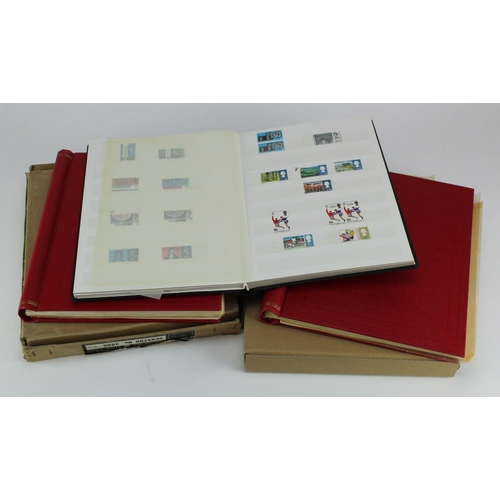 932 - GB - pre-decimal collection in 5x albums, with mint & used plus duplication. Album containing the ol... 