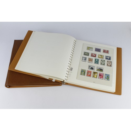 1065 - Netherlands collection on pre printed leaves in lindner albums, stamps c1852 to 1971, mixture of use... 